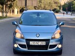 Renault Grand Scenic-5