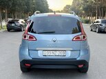 Renault Grand Scenic-9