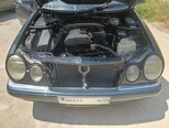 Mercedes E 230-11