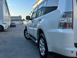 Mitsubishi Pajero-6