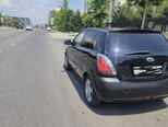 Kia Rio-4