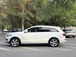 Audi Q7-10