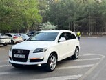 Audi Q7-7