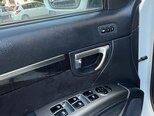 Hyundai Santa Fe-12