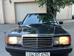 Mercedes 190-1