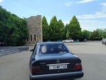 Mercedes 230 E-3