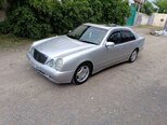 Mercedes E 220-3