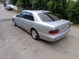 Mercedes E 220-9