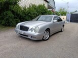 Mercedes E 220-12
