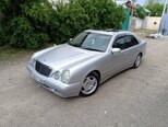 Mercedes E 220-13