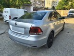 Volkswagen Polo-6