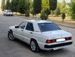 Mercedes 190-15