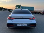 Hyundai Elantra-2