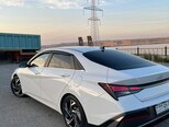 Hyundai Elantra-13