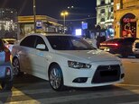 Mitsubishi Lancer-1