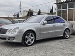 Mercedes E 240-2
