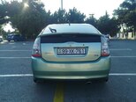 Toyota Prius-4