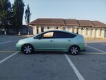 Toyota Prius-5