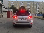 Hyundai Santa Fe-5