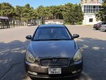 Hyundai Accent-1