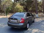 Hyundai Accent-9