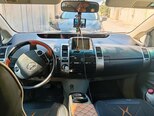 Toyota Prius-7