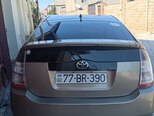 Toyota Prius-11