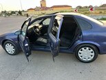Opel Vectra-11
