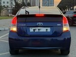 Toyota Prius-12