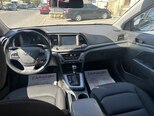 Hyundai Elantra-3
