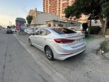 Hyundai Elantra-7
