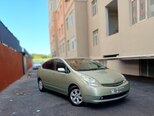 Toyota Prius-2