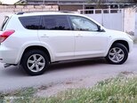 Toyota RAV4-4