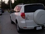 Toyota RAV4-8