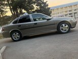 Opel Vectra-5
