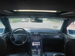 Mercedes E 280-10