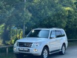 Mitsubishi Pajero-1