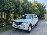 Mitsubishi Pajero-3
