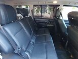 Mitsubishi Pajero-8
