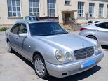 Mercedes E 220-2