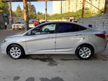 Hyundai Accent-3