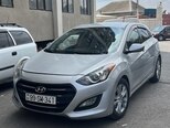 Hyundai Elantra-4