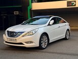 Hyundai Sonata-2