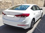 Hyundai Elantra-7