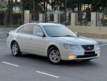 Hyundai Sonata-13