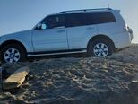 Mitsubishi Pajero-2