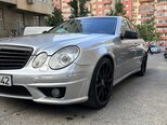 Mercedes E 320-9