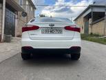 Kia Cerato-8
