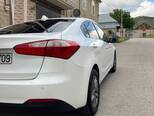 Kia Cerato-9