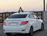 Hyundai Accent-6